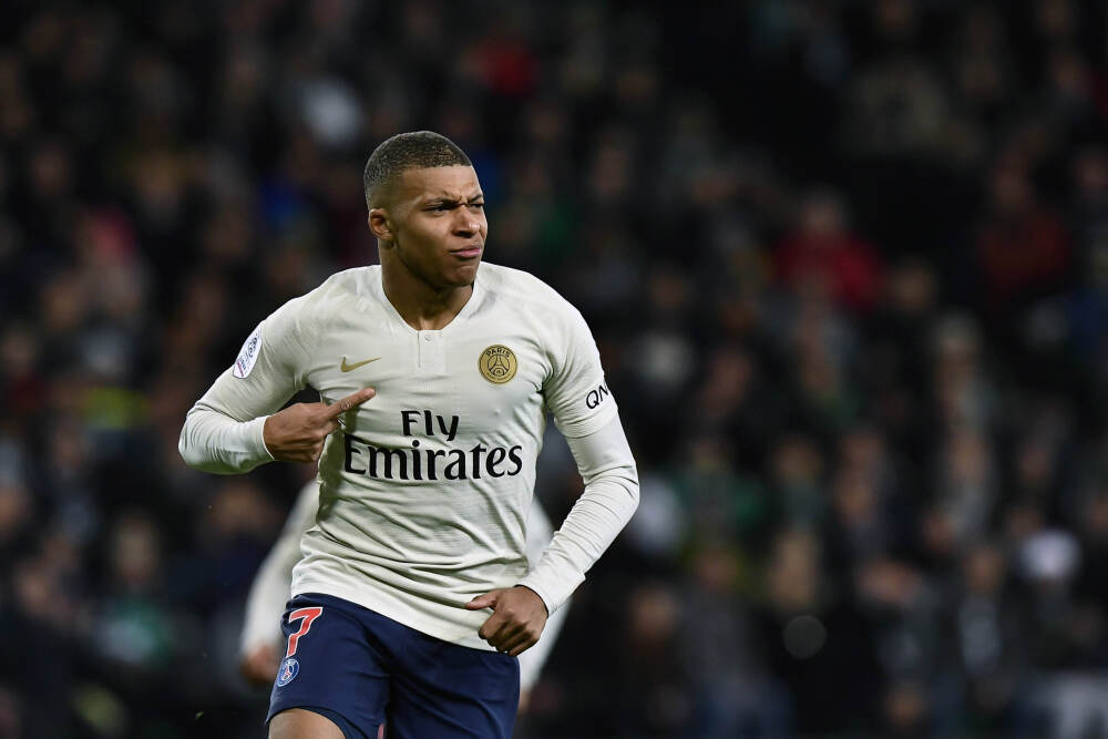 【环球财经】伊朗央行拟换帅 政府讨论处理近期经济问题